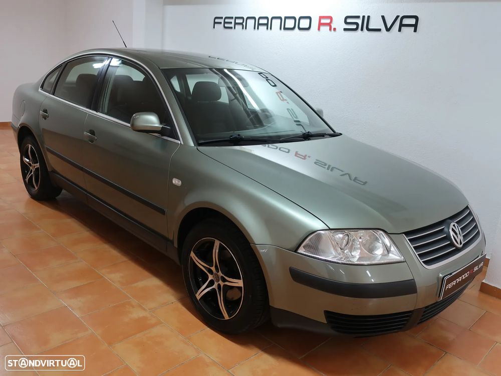 VW Passat 1.9 TDi Confortline - 5