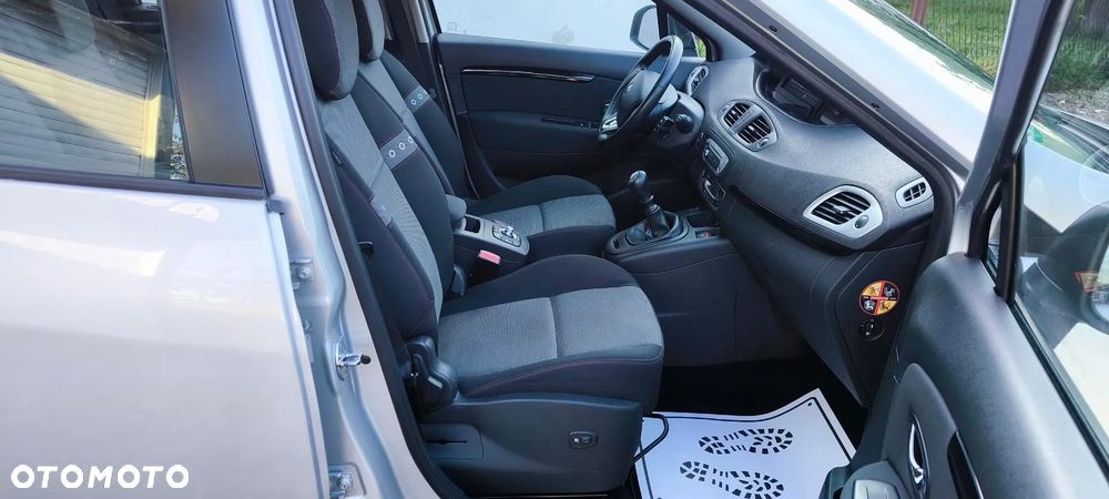 Renault Scenic - 9