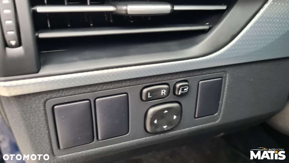 Toyota Avensis - 30