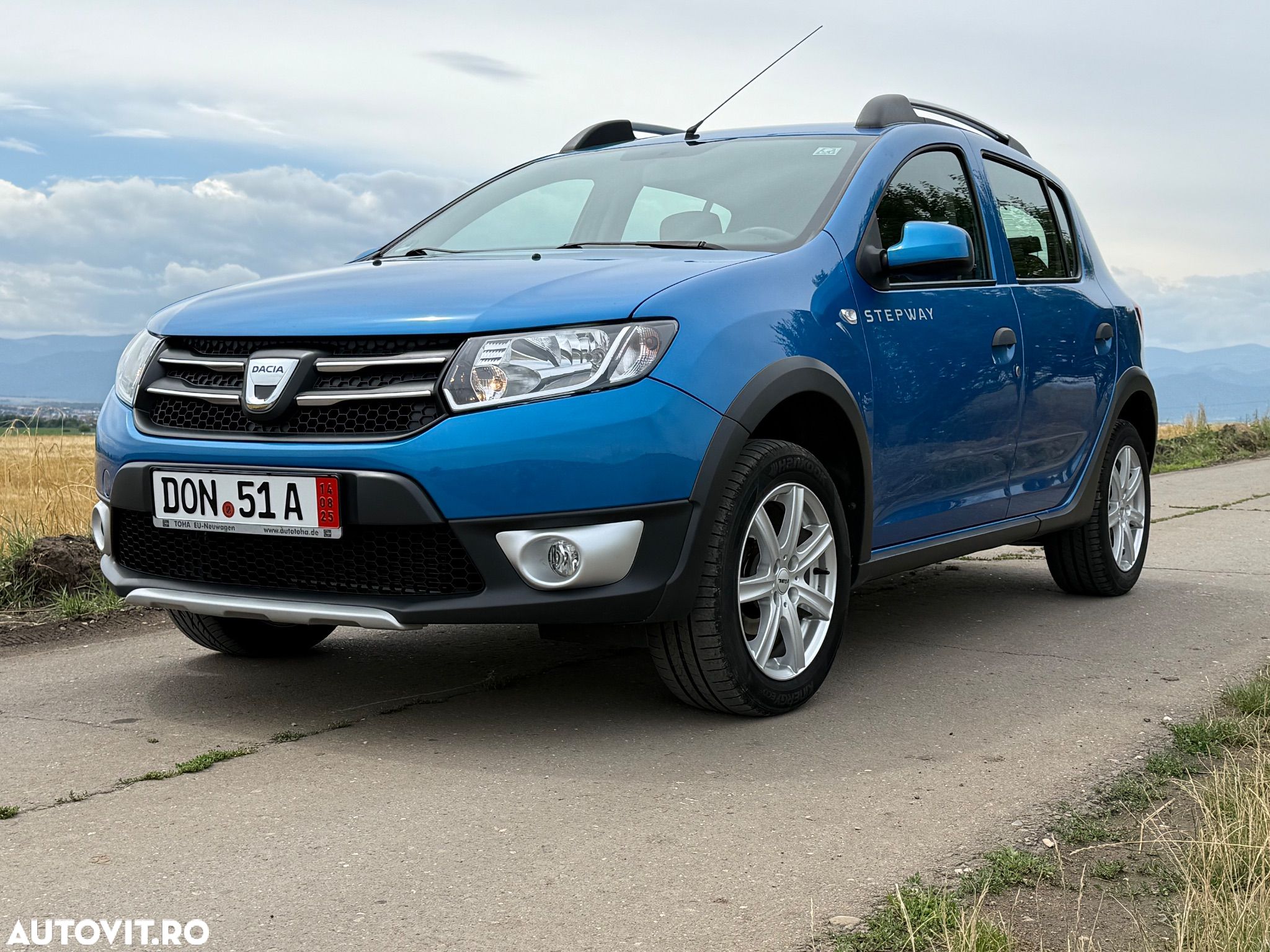 Dacia Sandero Stepway dCi 90 (S&S) Essential - 1