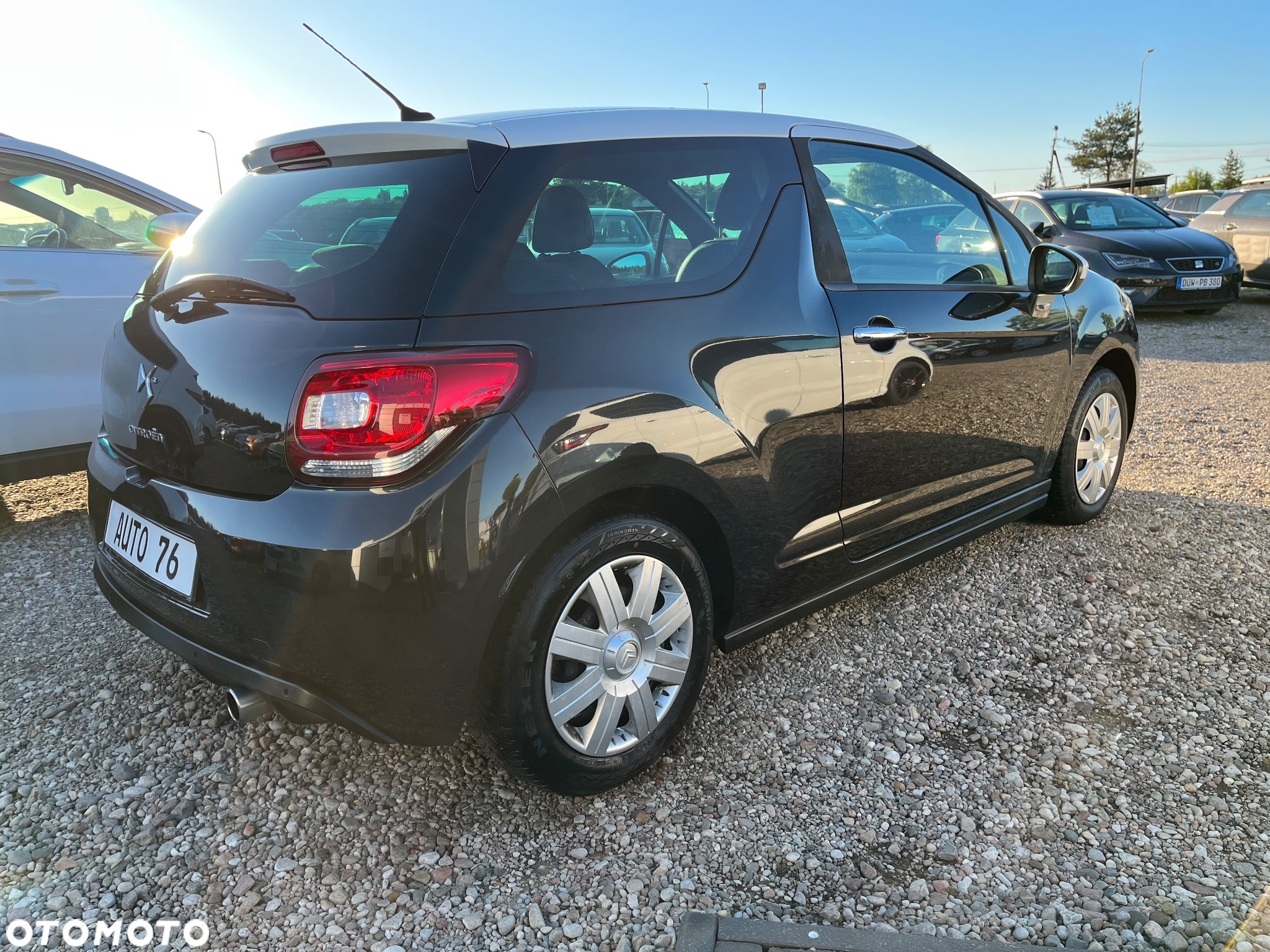 Citroën DS3 VTi 120 SoChic - 4