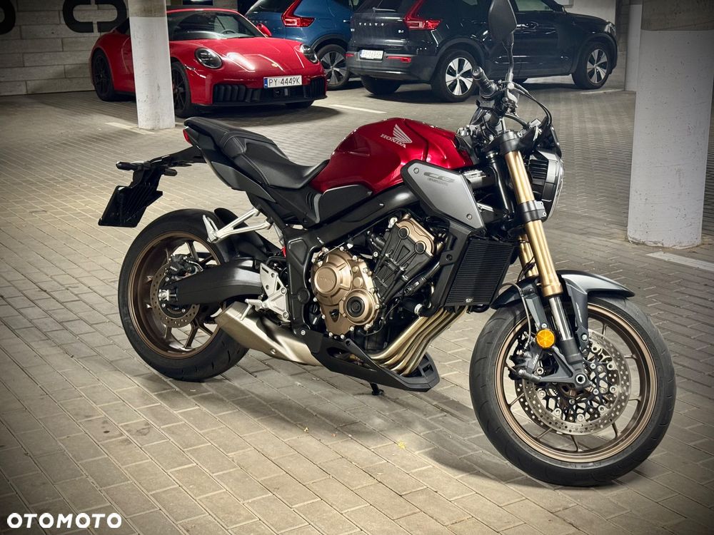 Honda CB - 3