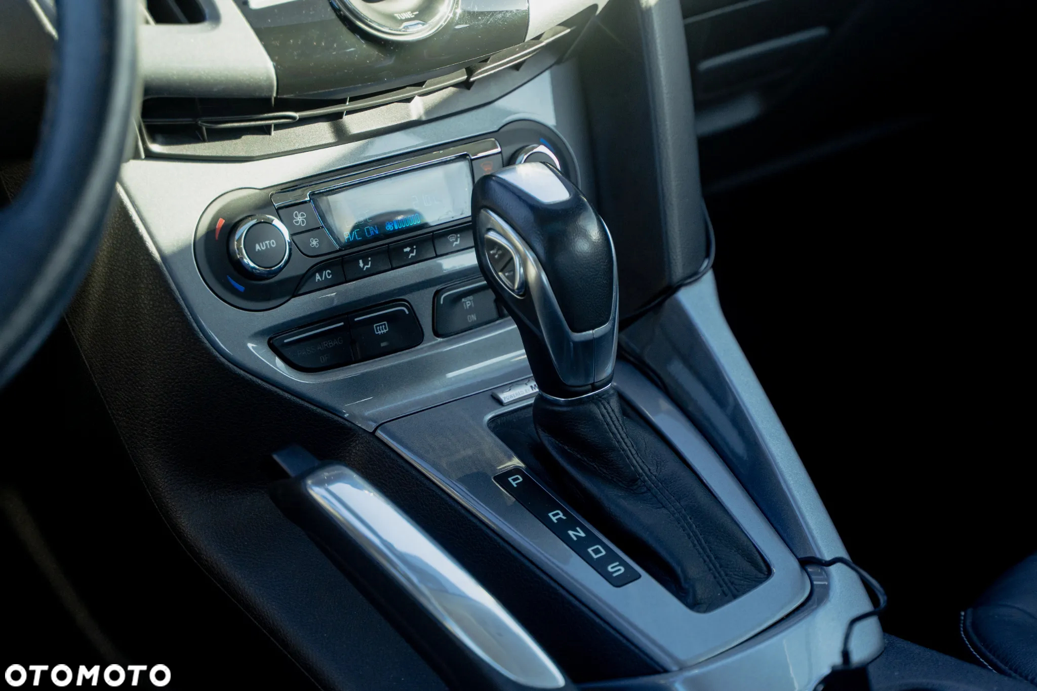 Ford Focus - 12