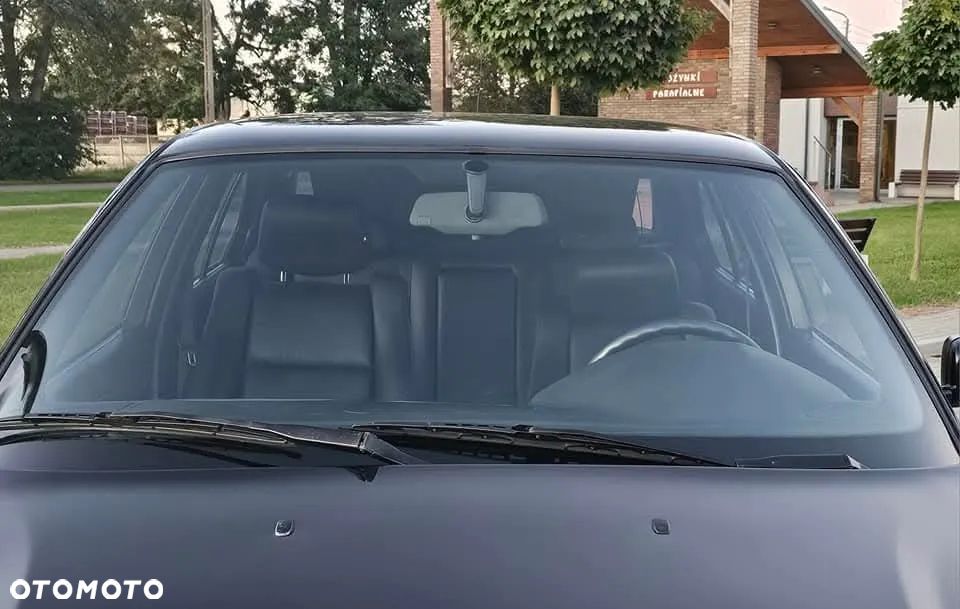 BMW Seria 5 - 10