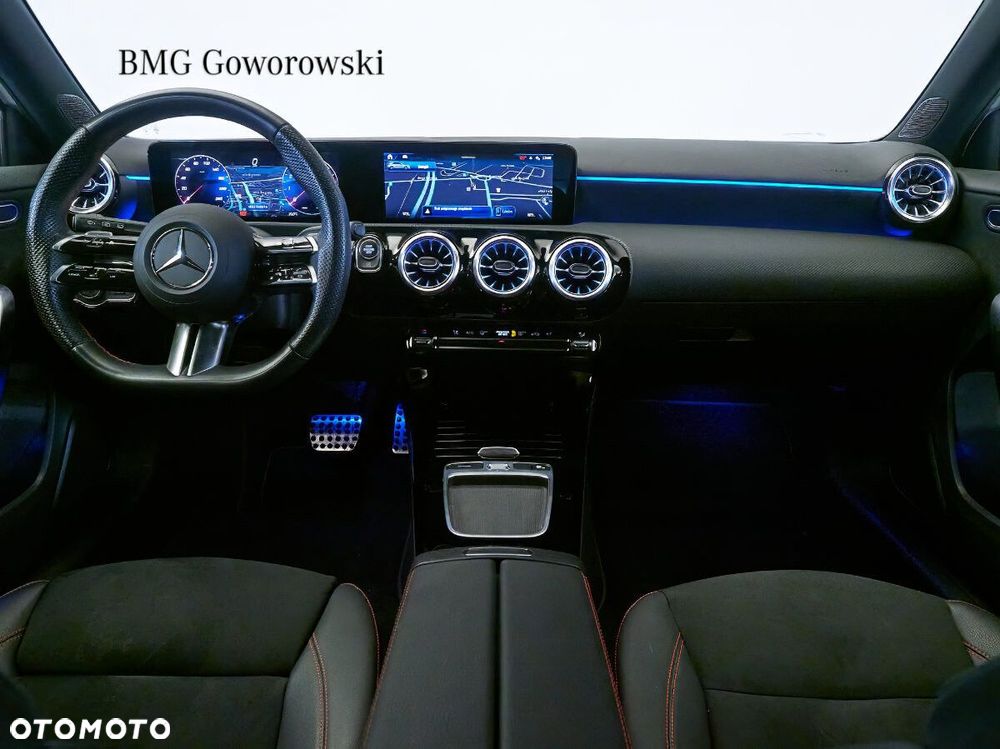 Mercedes-Benz Klasa A 220 4-Matic AMG Line 8G-DCT - 11