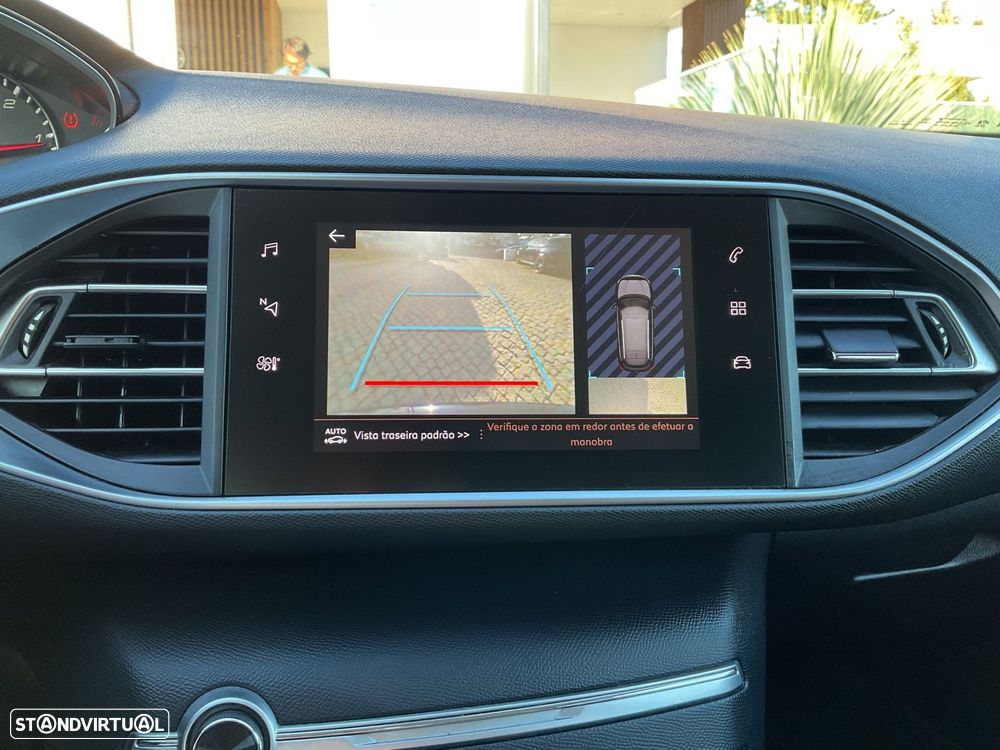 Peugeot 308 SW 1.5 BlueHDi Style - 29