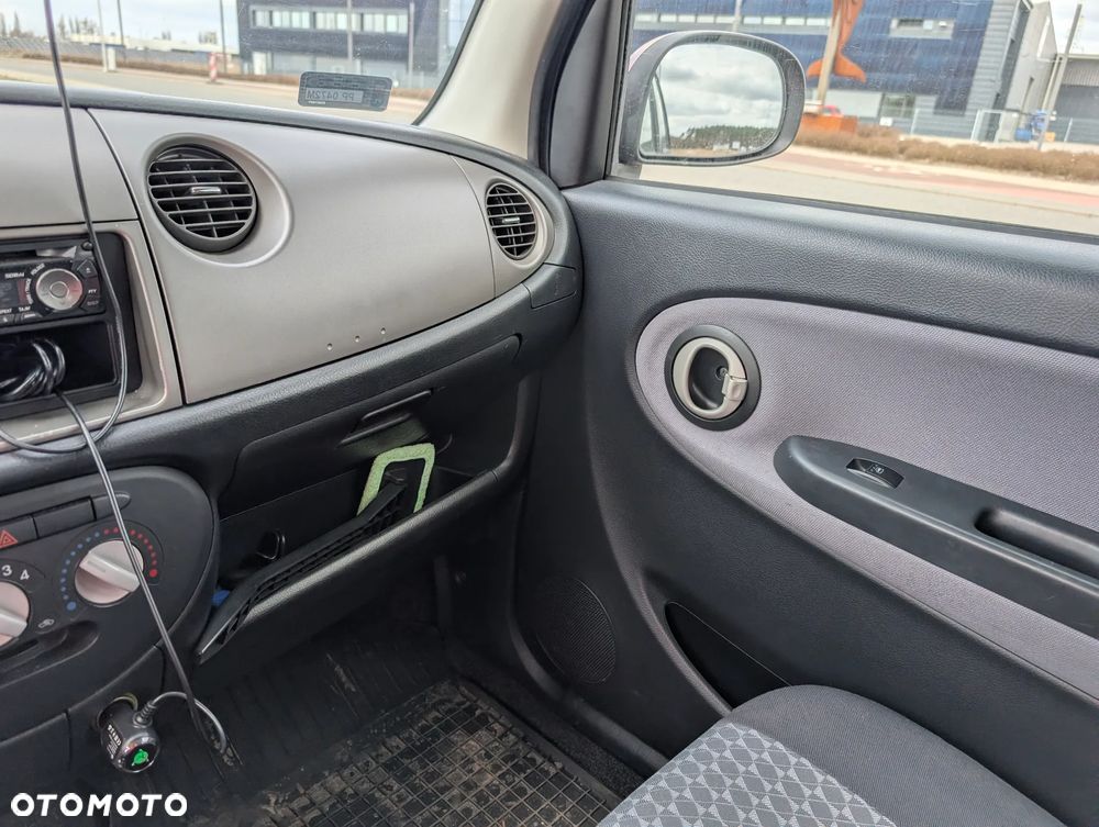 Daihatsu Trevis 1.0 - 15