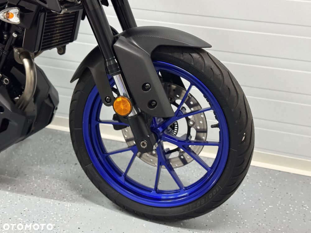 Yamaha MT - 9