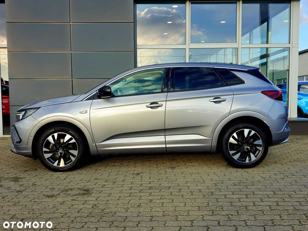 Opel Grandland 1.2 T Business Edition S&S - 9