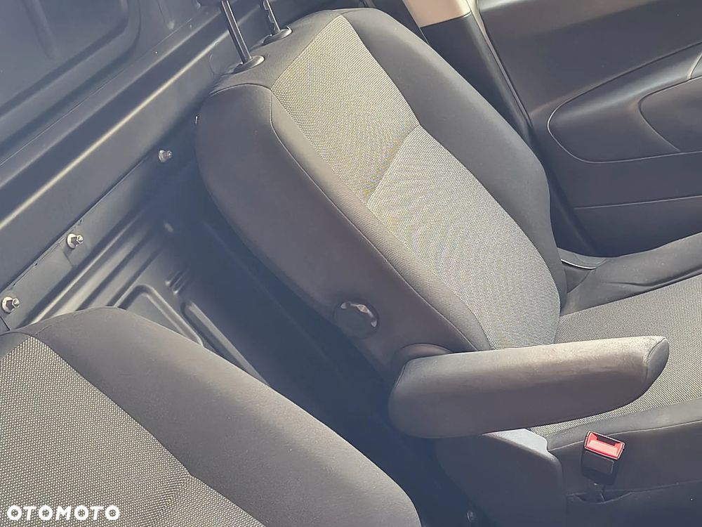Peugeot PARTNER Berlingo ProAce Kangoo Express - 31