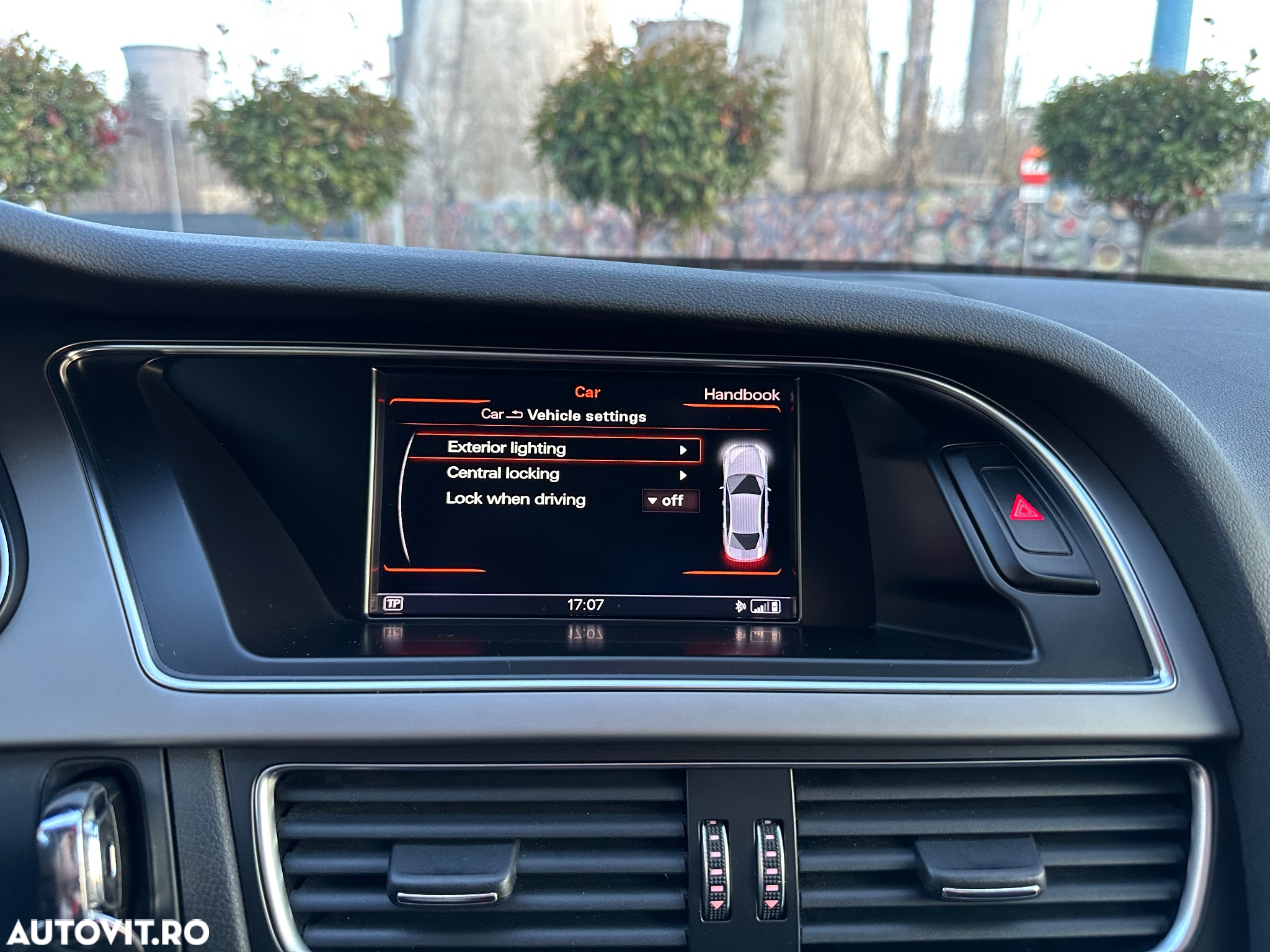 Audi A4 2.0 TDI DPF quattro S line Sportpaket - 28