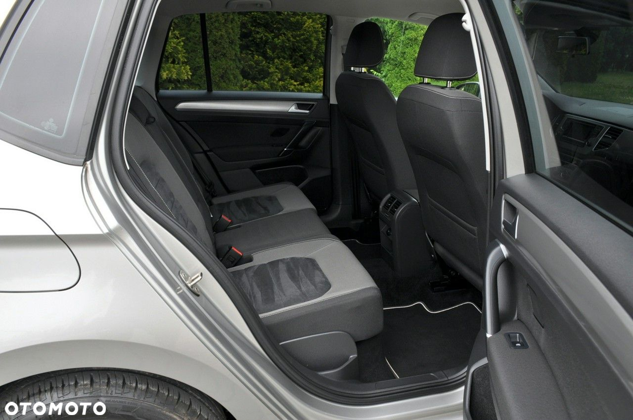 Volkswagen Golf Sportsvan - 19