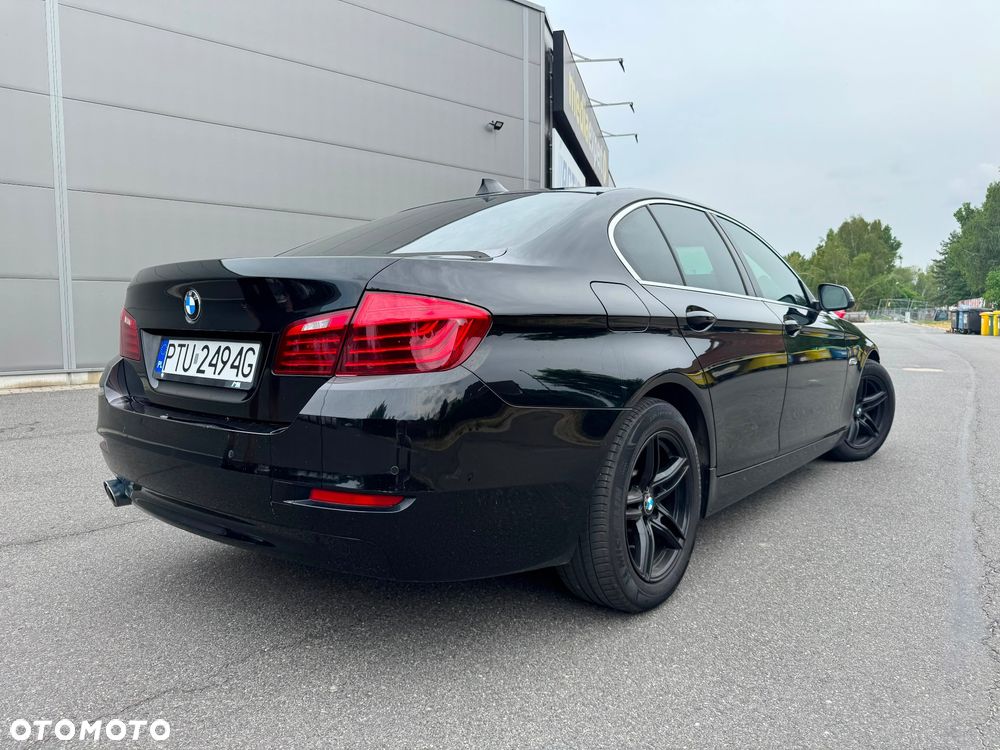 BMW Seria 5 520d xDrive Luxury Line - 11