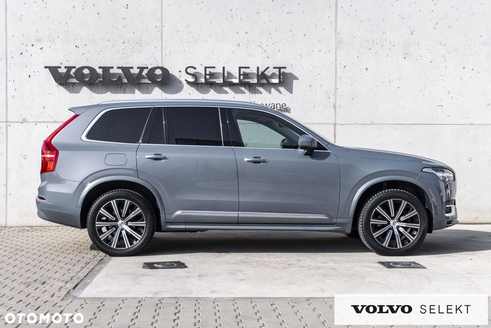 Volvo XC 90 - 9
