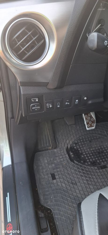Toyota Auris - 15