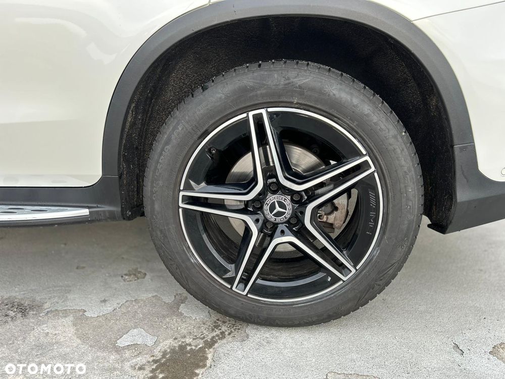 Mercedes-Benz GLC - 7