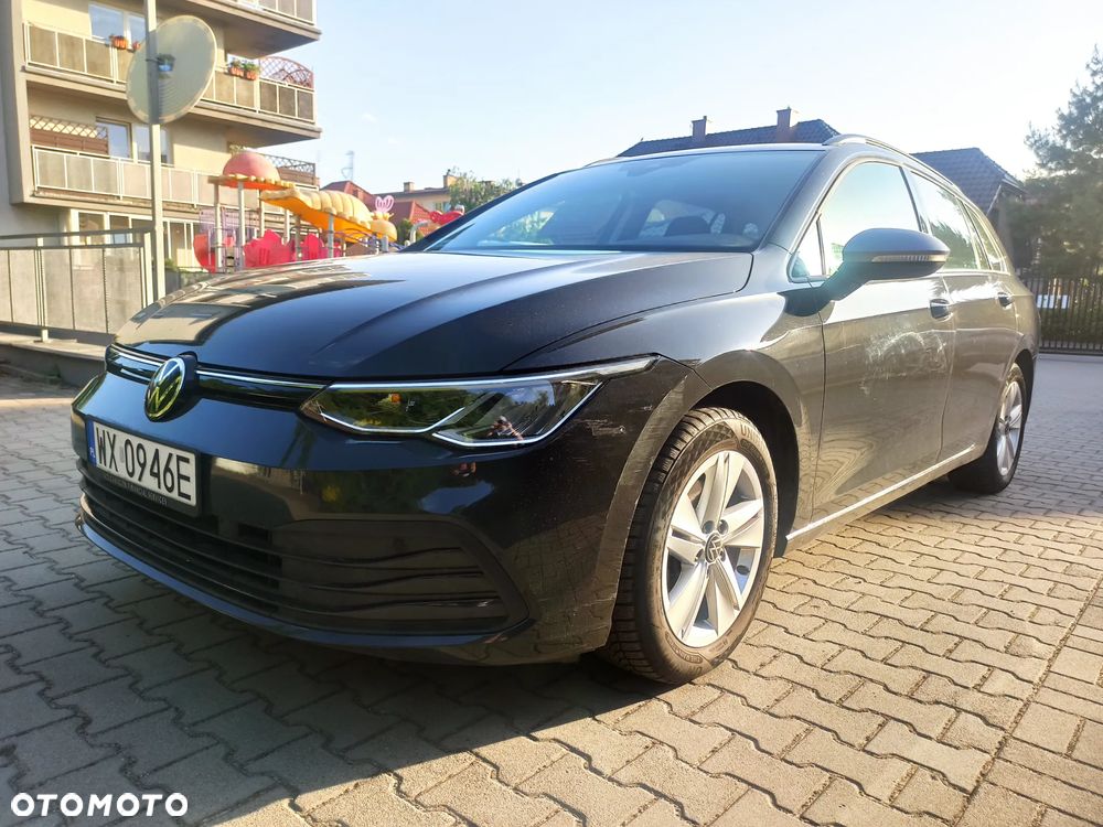 Volkswagen Golf 1.5 eTSI EVO Life DSG - 1