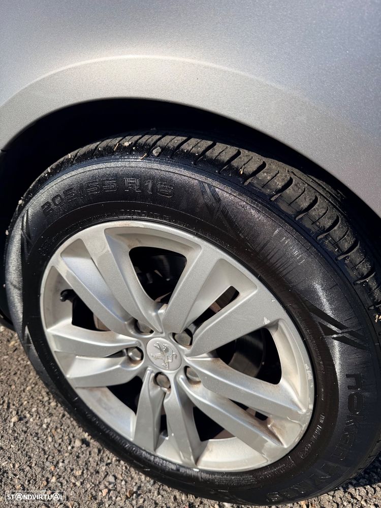 Peugeot 308 SW BlueHDi 120 Stop & Start Active - 27
