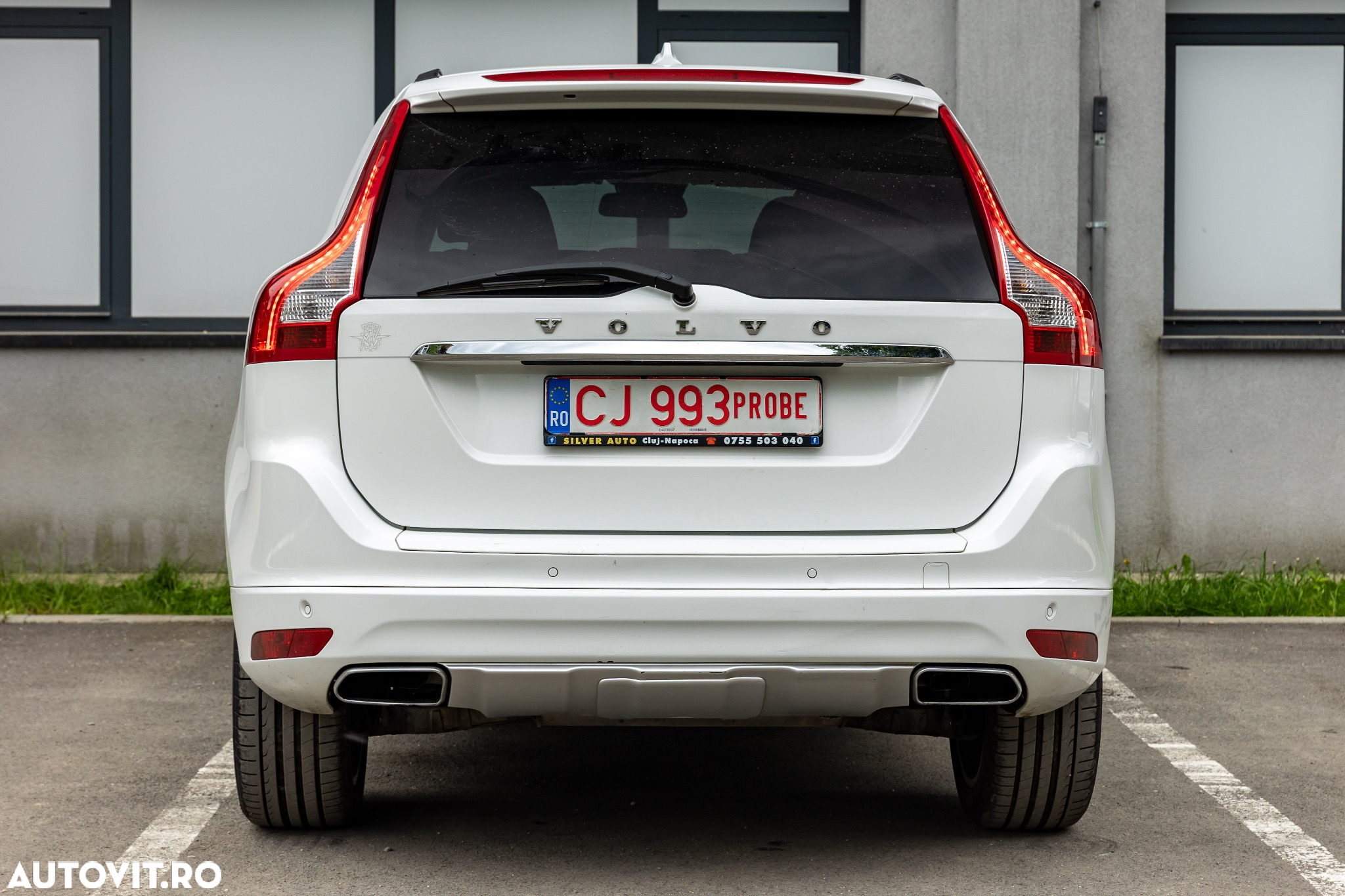 Volvo XC 60 D4 Geartronic Momentum Pro - 14