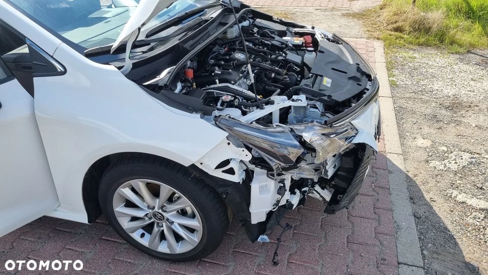 Toyota Corolla 1.8 Hybrid Active - 35