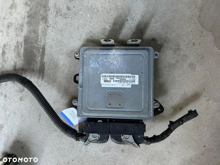 sterownik komputer silnika DODGE CALIBER 2.0 B P6806500BAC - 1