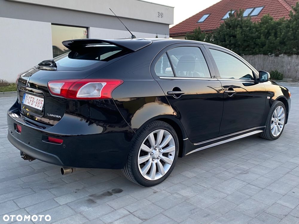 Mitsubishi Lancer 1.8 Intense - 30