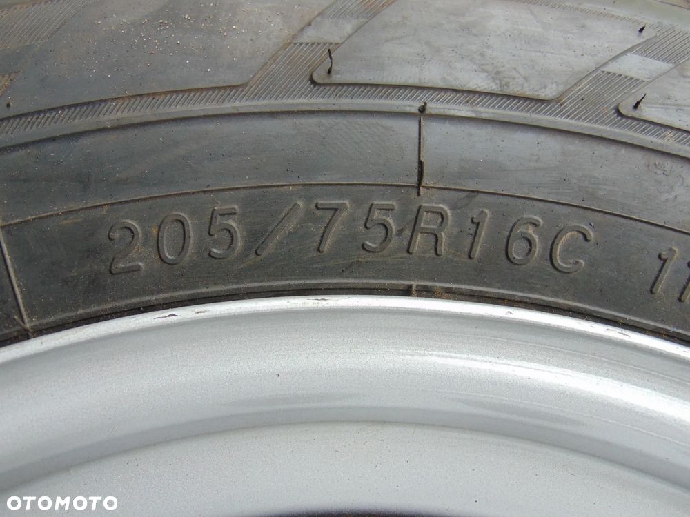 Koło zapasowe opona felga 205/75R16C 205/75 R16C 5801622004 6.5Jx16H2 ET68 Iveco Daily IV 14-22r - 14