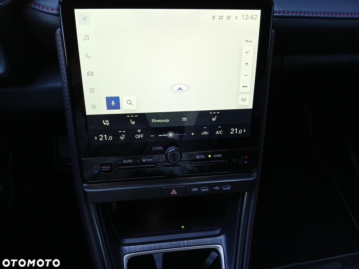 Lexus LBX 1.5 Hybrid Emotion - 16