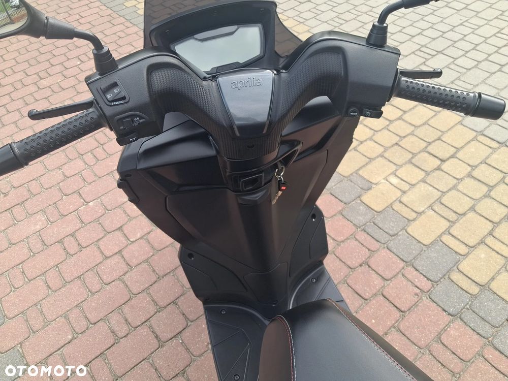 Aprilia SX - 11