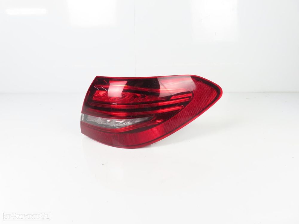 Farolim LED Direito/Trás Usado / Original MERCEDES-BENZ C-CLASS T-Model (S205) A... - 1