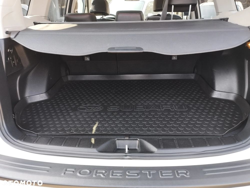 Subaru Forester 2.0 XT Sport Lineartronic - 27