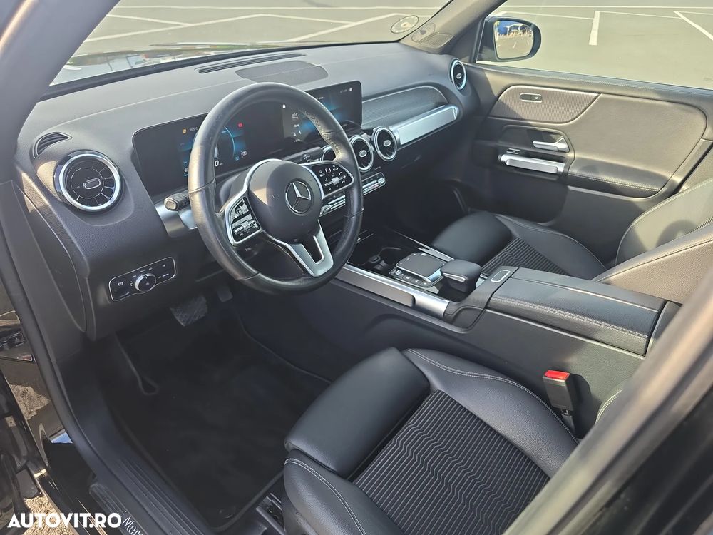 Mercedes-Benz GLB - 10