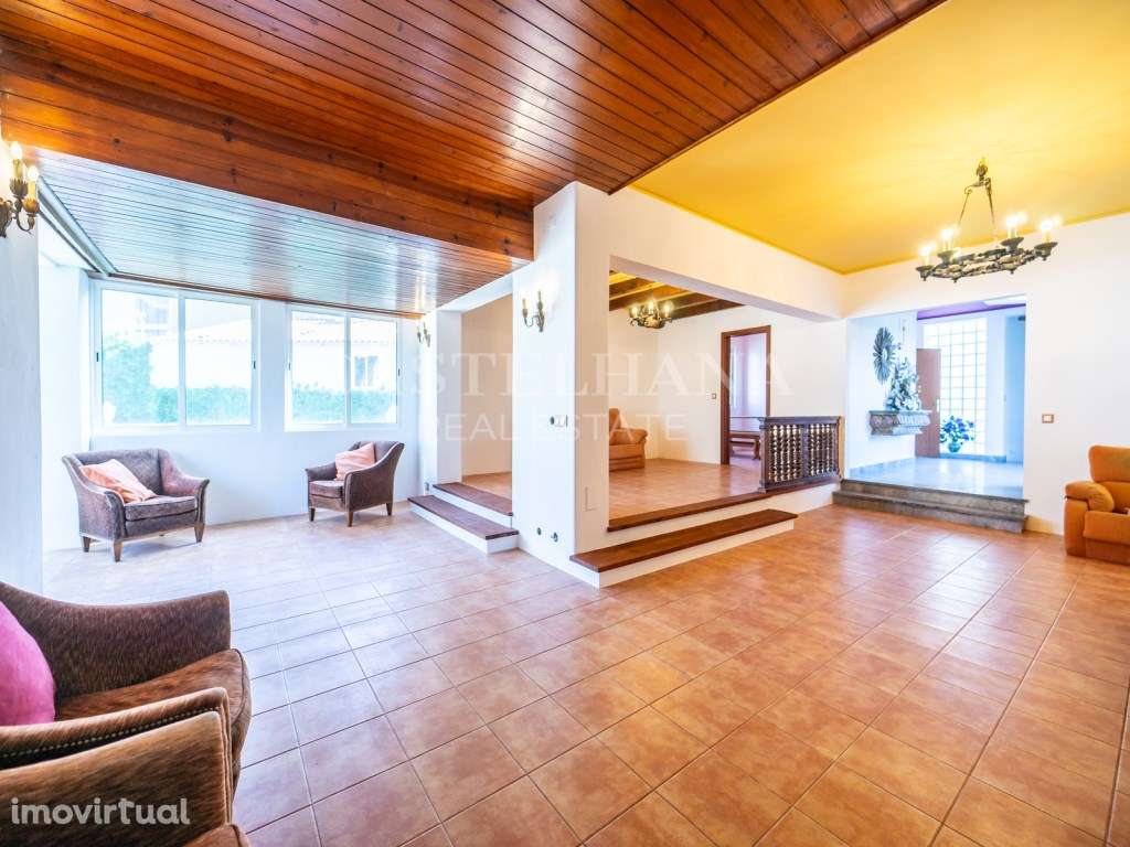 Moradia T5 com jardim, piscina num lote de 1560 m2 no Alto da Barra... - Grande imagem: 3/60