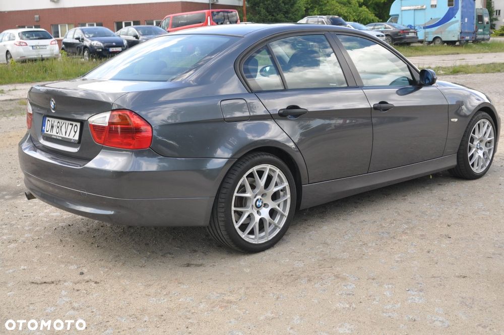 BMW Seria 3 320d DPF - 8