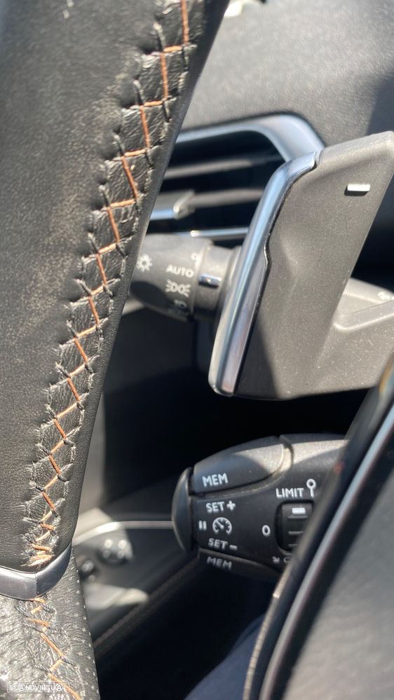 Peugeot 5008 1.5 BlueHDi GT Line EAT8 - 36