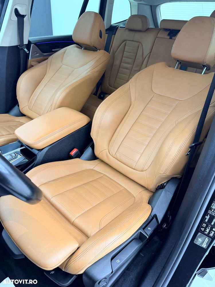 BMW X3 xDrive20i AT xLine - 20