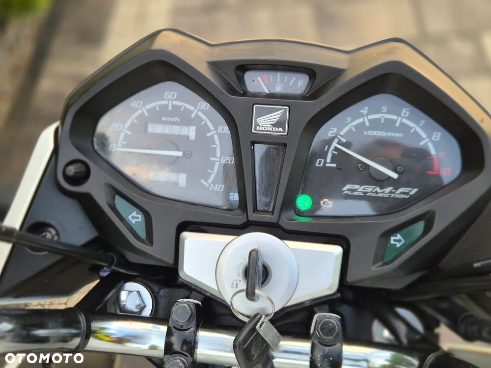Honda CBF - 11