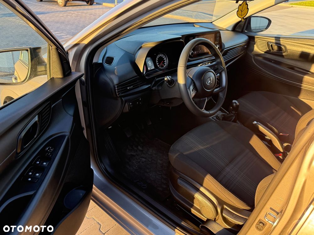 Hyundai i20 1.2 Pure - 10