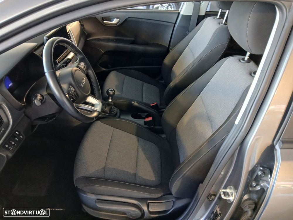 Kia Stonic 1.2 Dynamic - 4