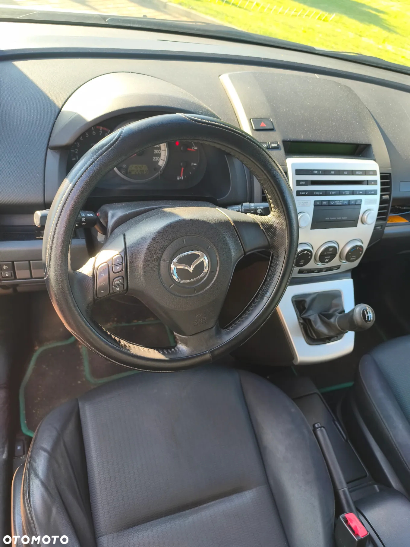 Mazda 5 - 8