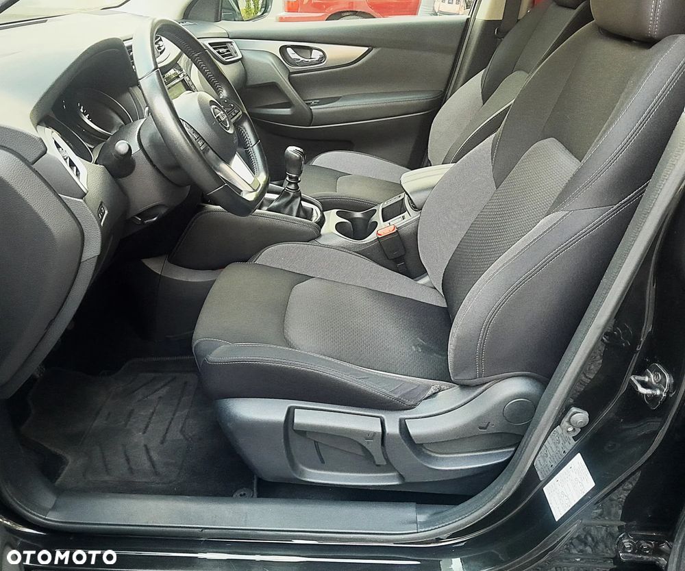 Nissan Qashqai 1.3 DIG-T SHIRO - 12