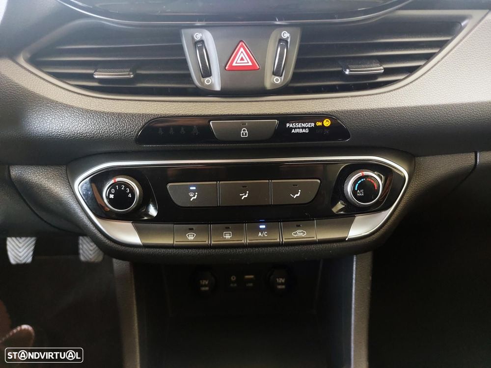 Hyundai i30 SW 1.6 CRDi Style - 34