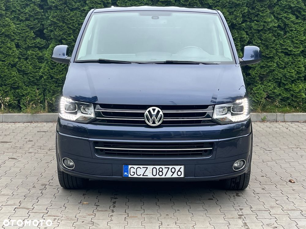 Volkswagen Multivan - 13