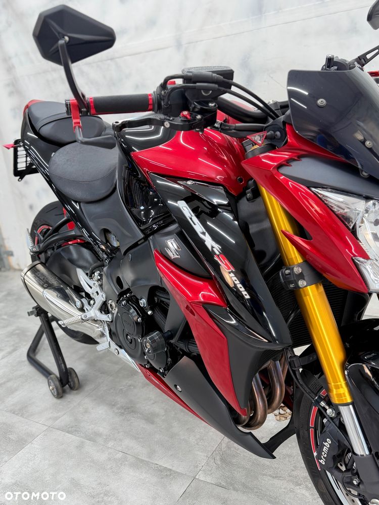 Suzuki GSX 1000 - 14