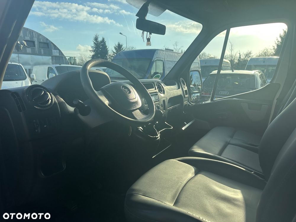 Opel Movano 2,3 136ps 2016r Doka 7oso klima stan extra - 21