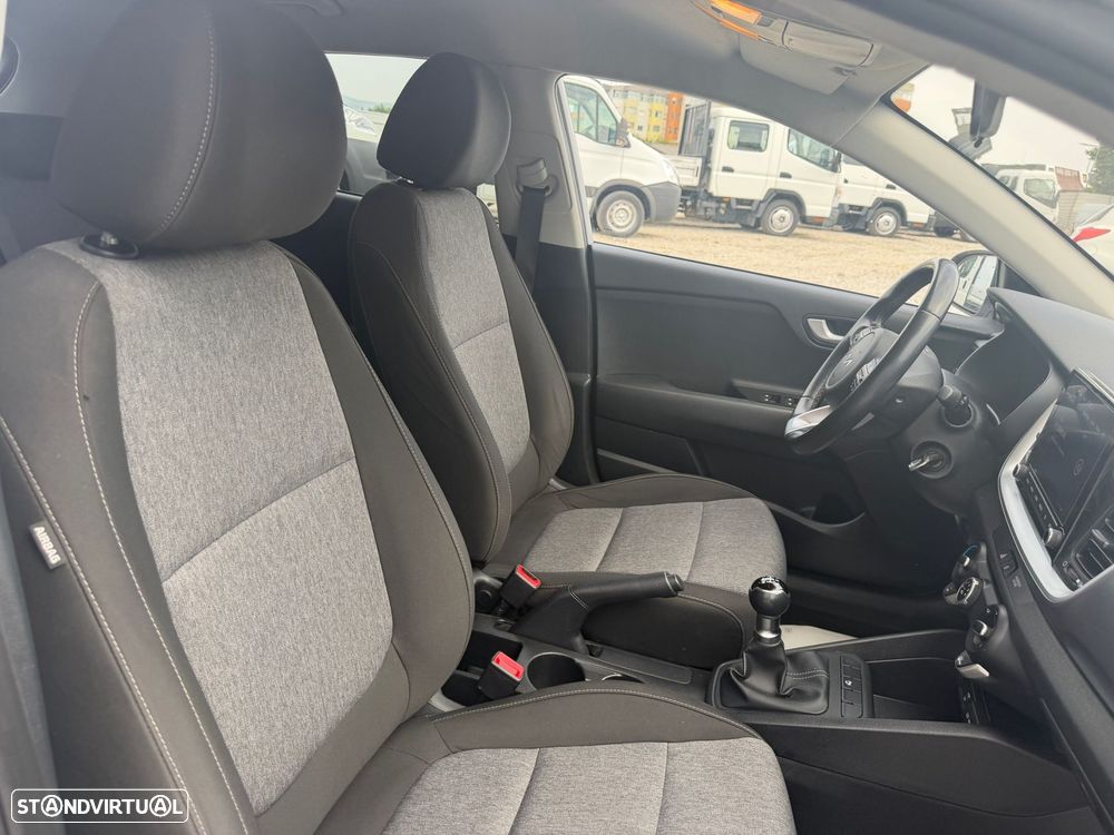 Kia Stonic 1.2 Dynamic - 11