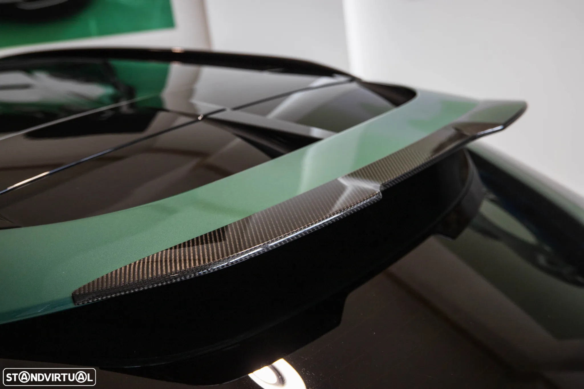 Aston Martin DBX 707 - 12
