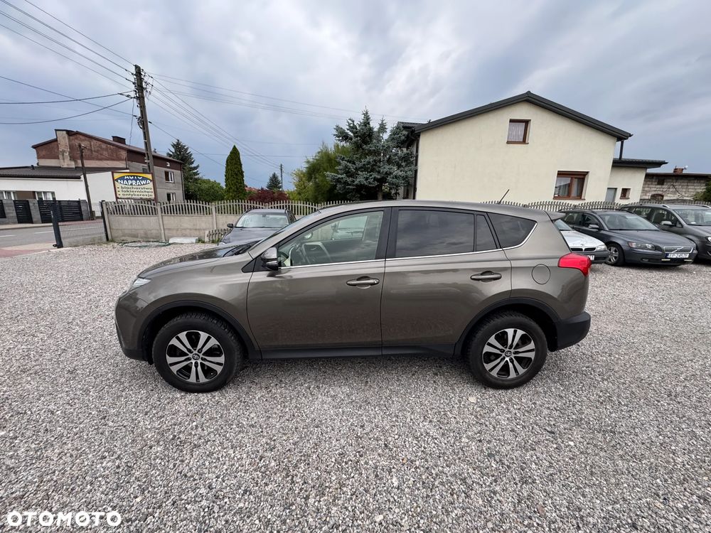 Toyota RAV4 2.0 D-4D Premium - 4