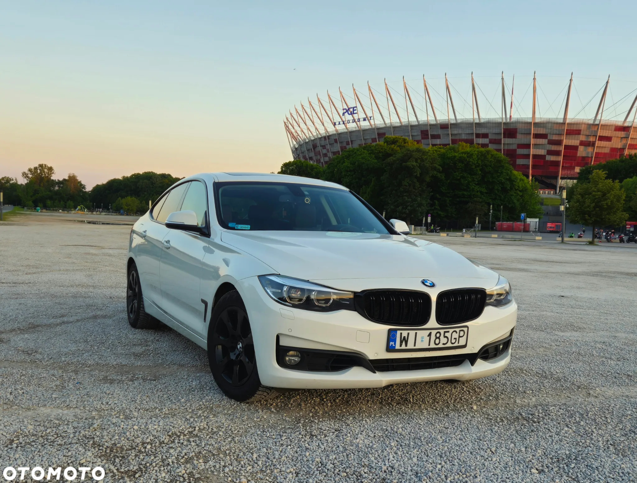 BMW 3GT 320i - 19