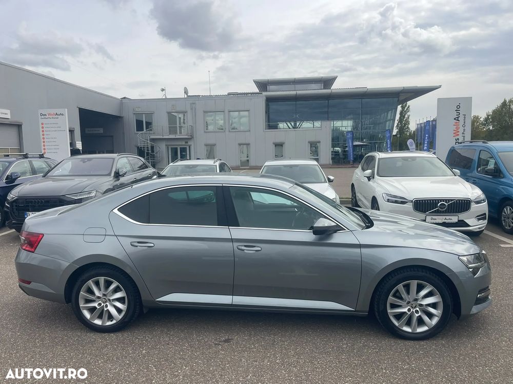 Skoda Superb 2.0 TSI DSG Ambition - 6